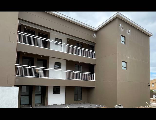 2 BEDROOM APARTMENT FOR SALE IN SALDANHA CENTRAL